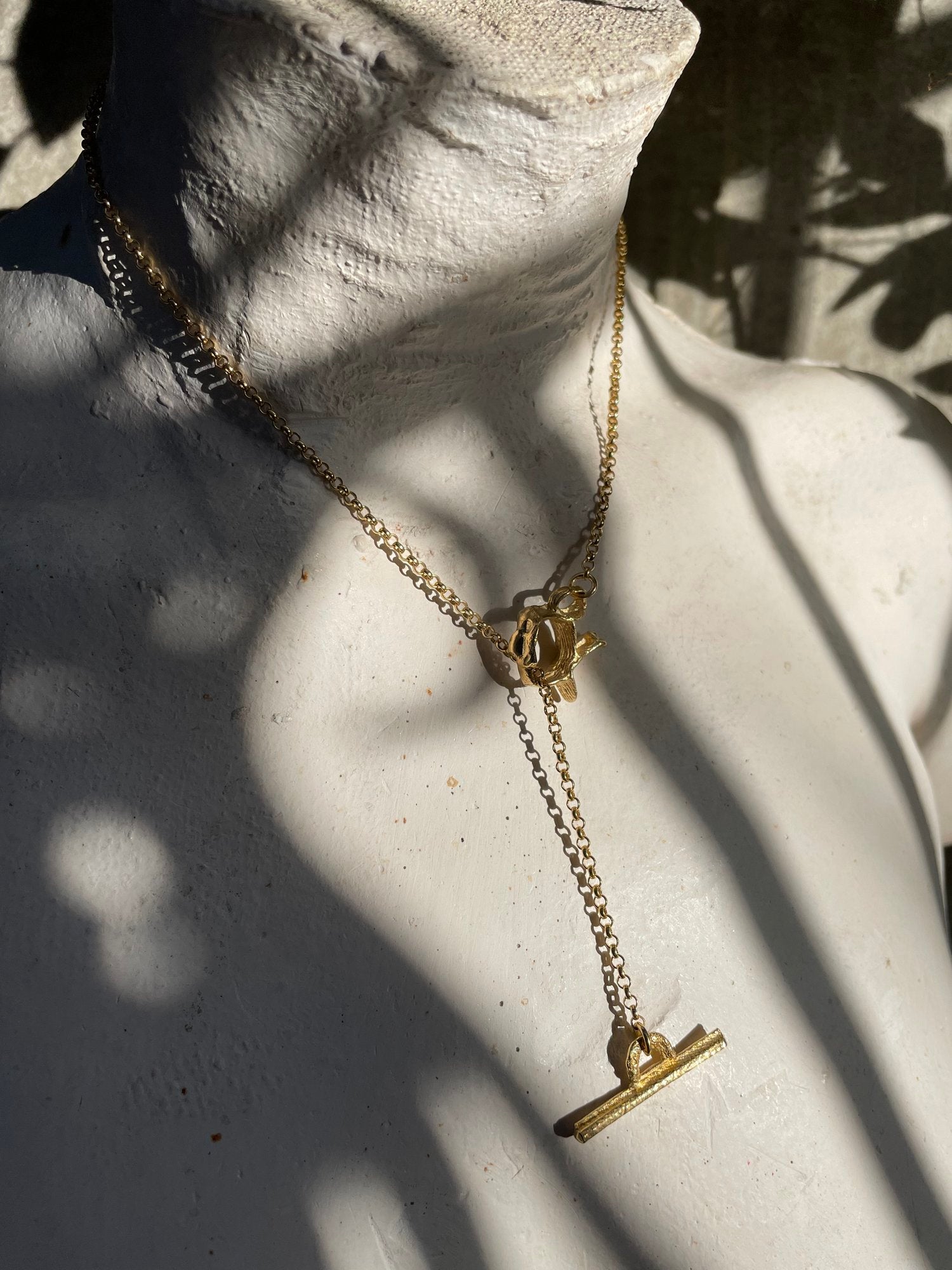 DELICATE BELCHER CLASP CHAIN