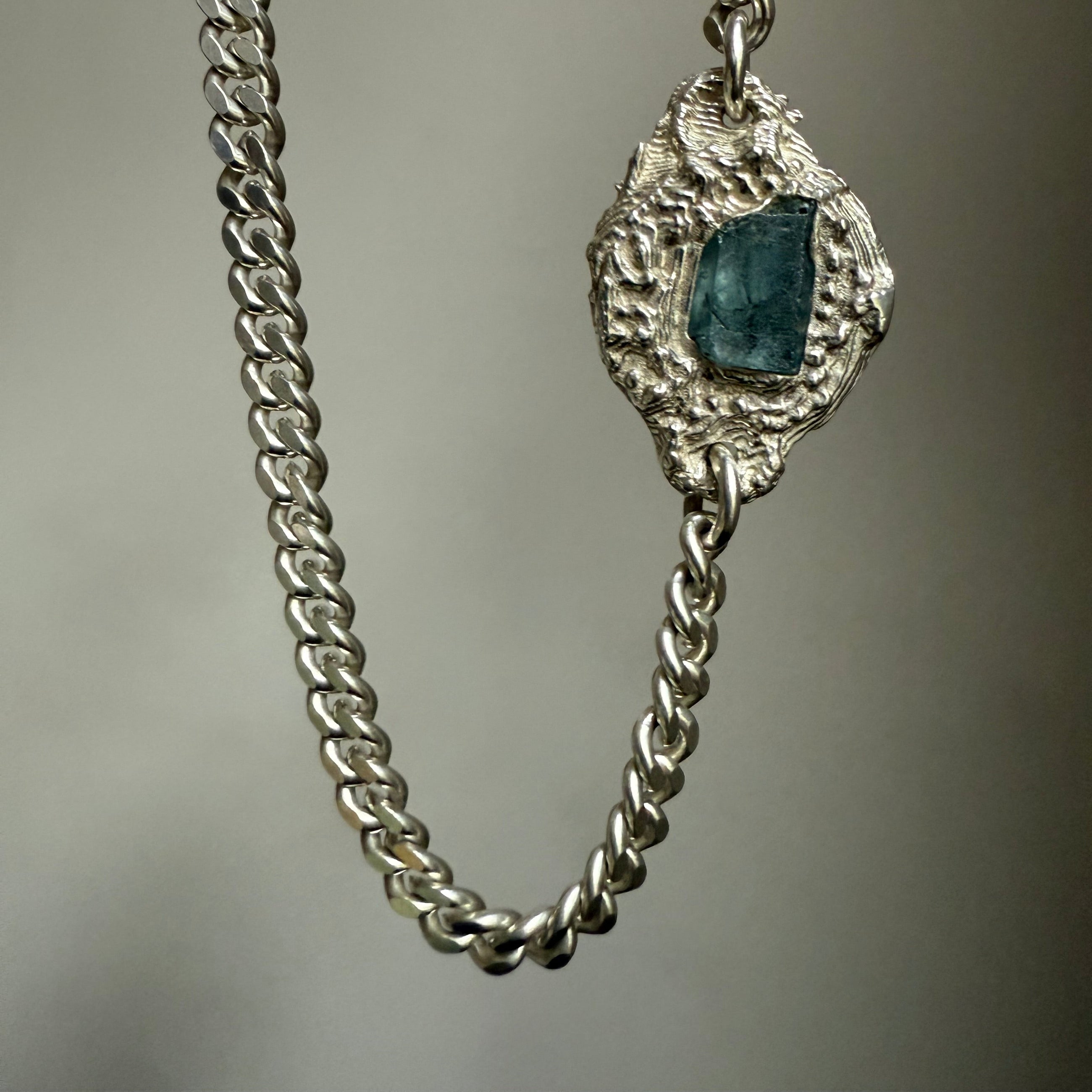 AQUAMARINE GEMSTONE CHAIN 4