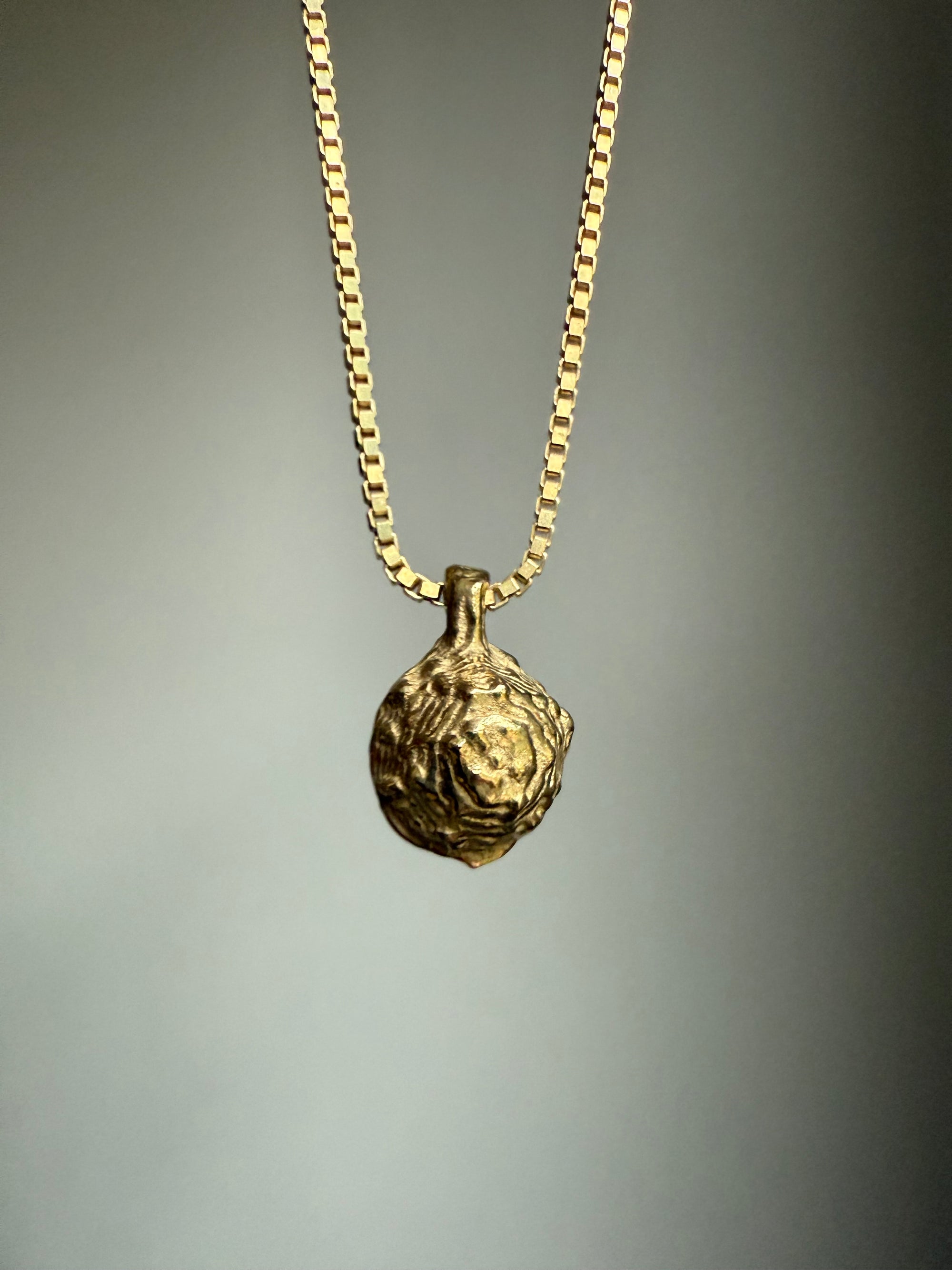 NO STONE BALL PENDANT 1