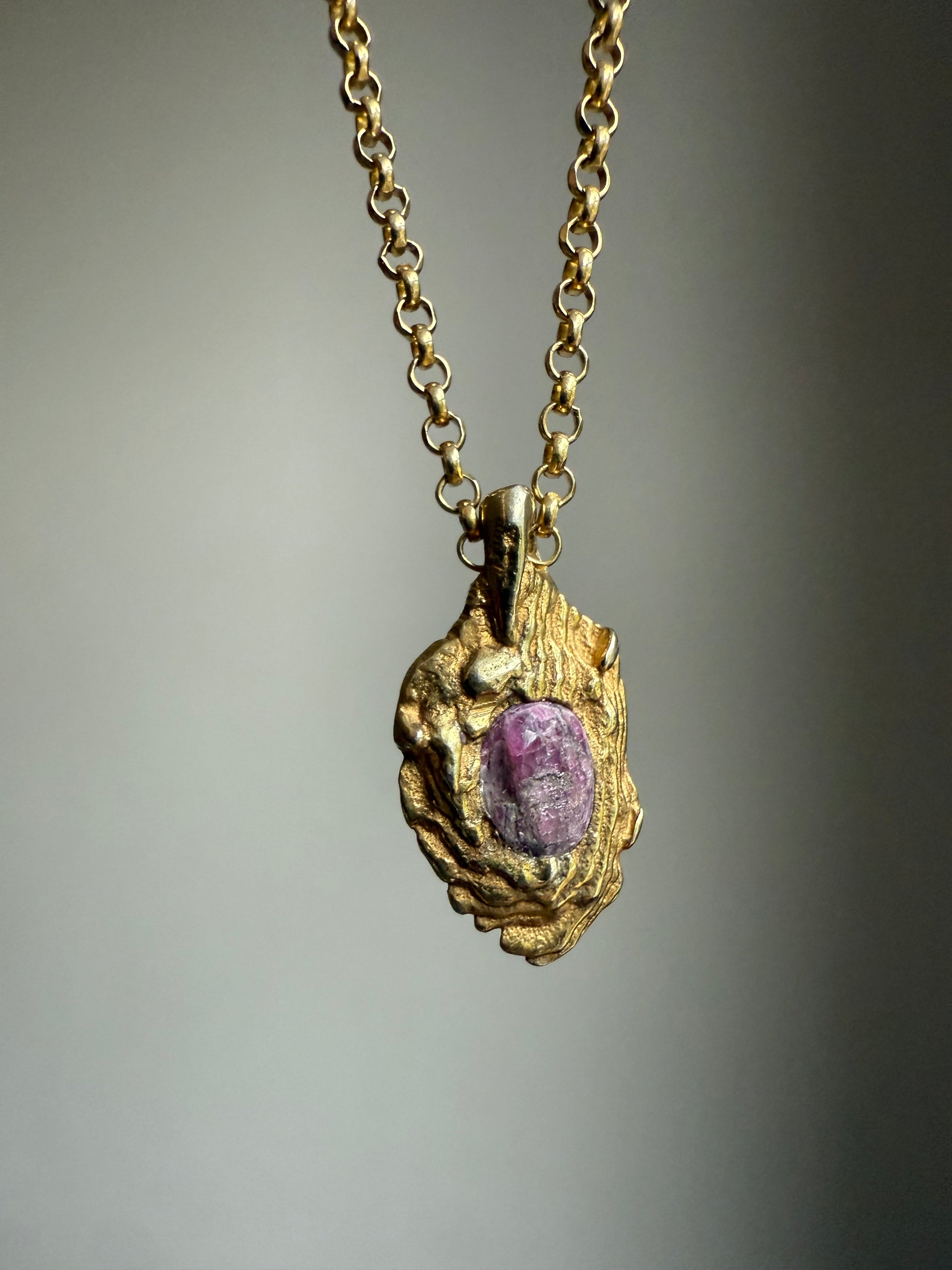 PINK SAPPHIRE DROP PENDANT