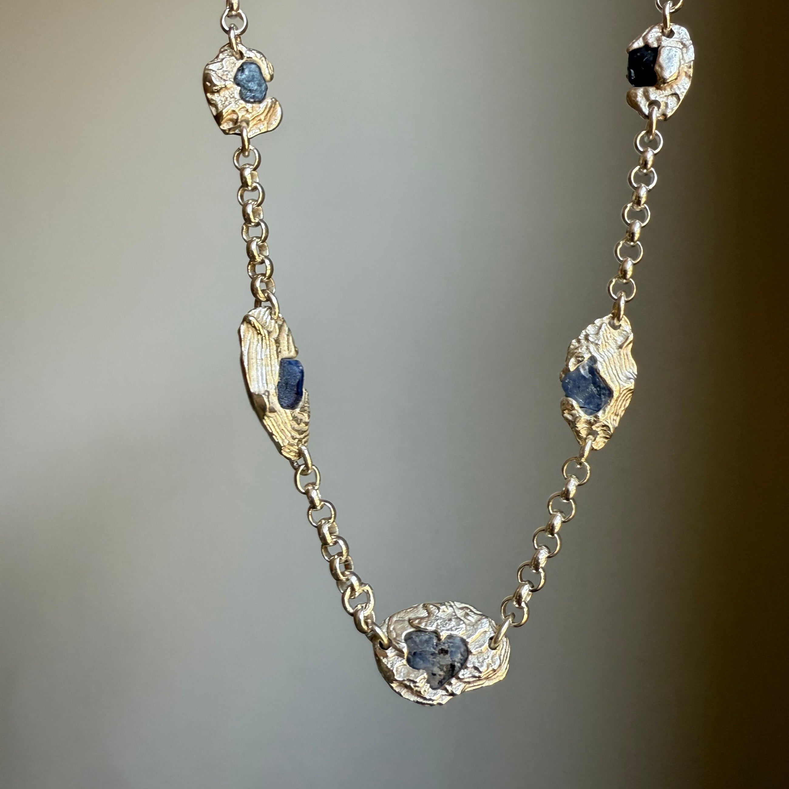 BLUE SAPPHIRE GEMSTONE CHAIN 22
