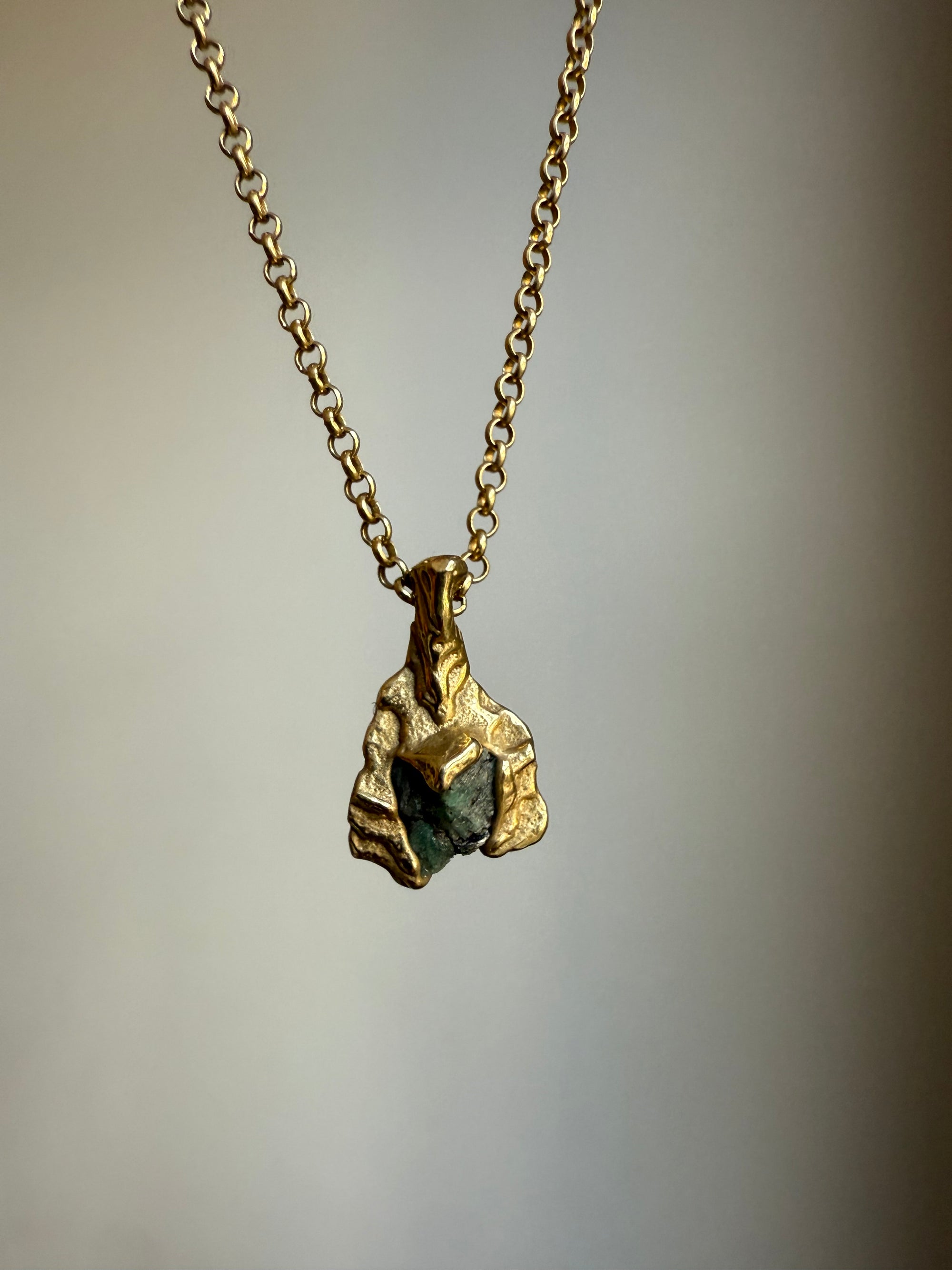 GREEN EMERALD PENDANT 5