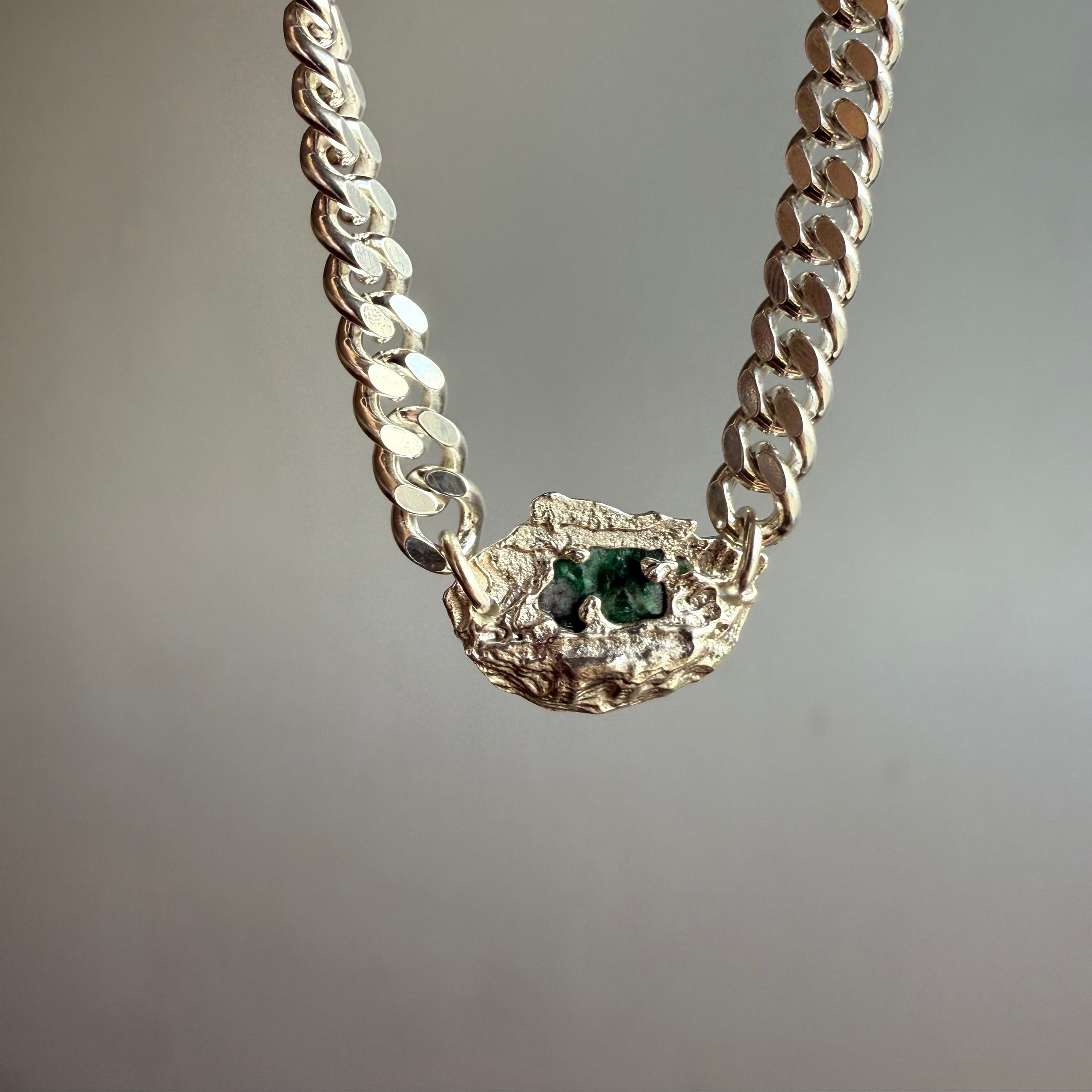 EMERALD GEMSTONE CHAIN 8