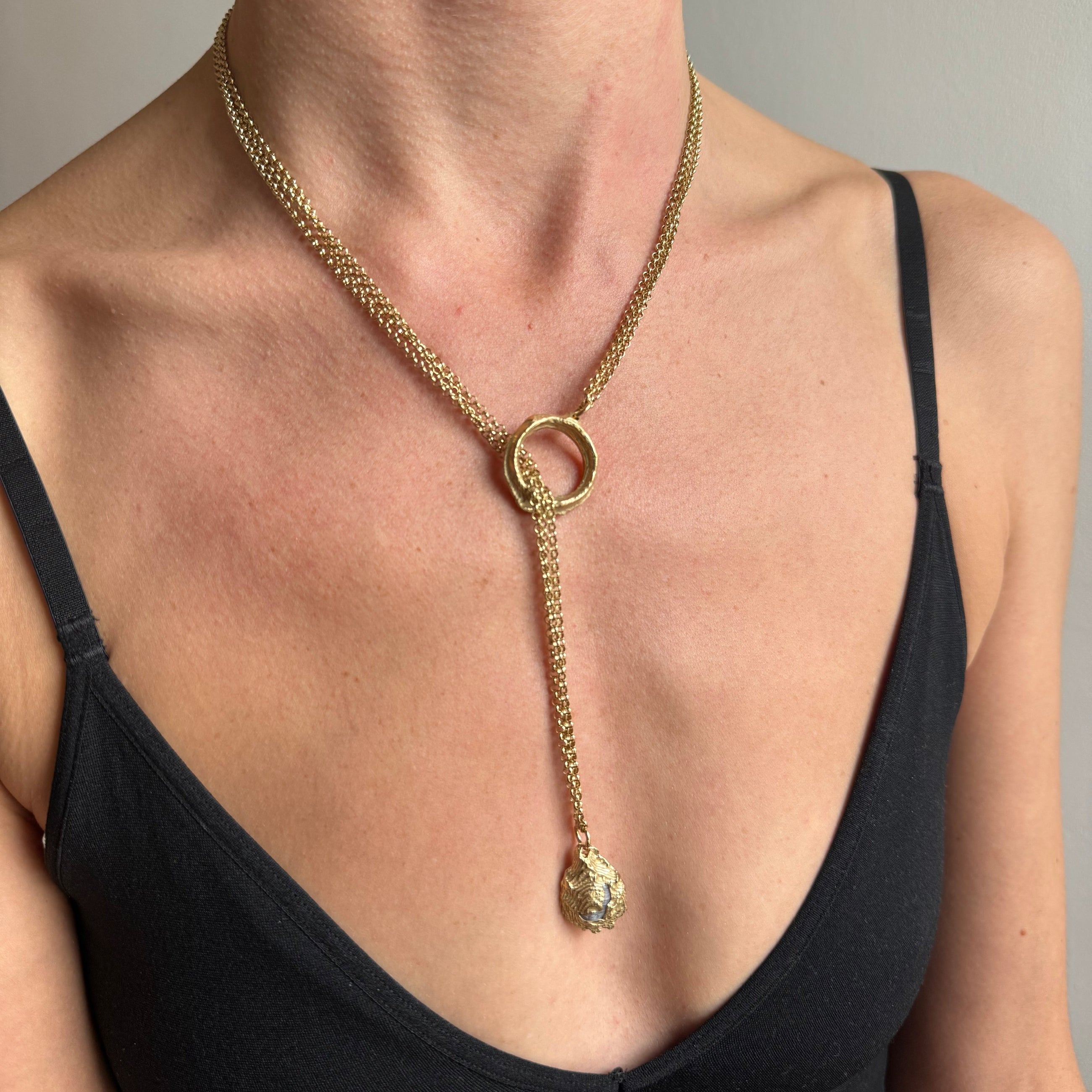 SAPPHIRE GEMSTONE CLASP 1