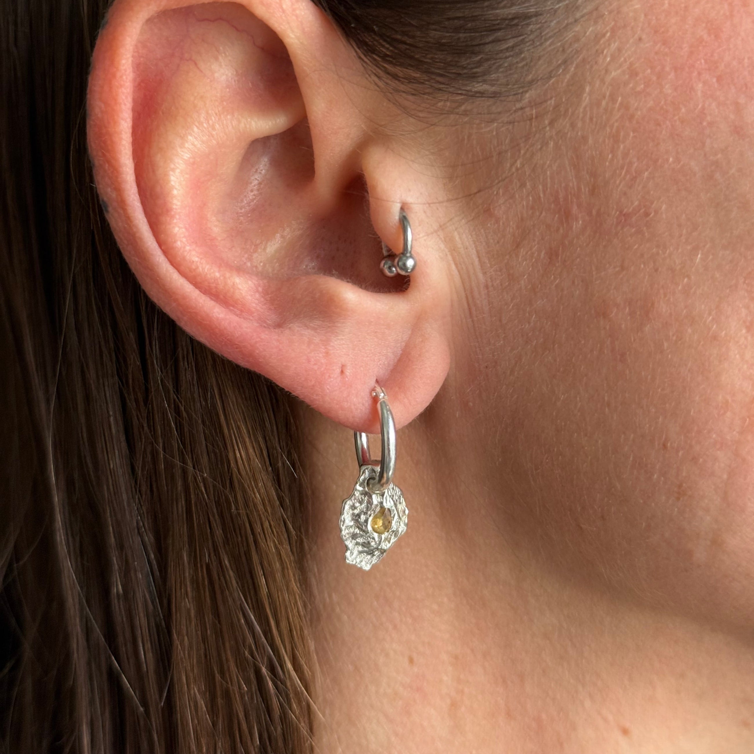 SAPPHIRE GEMSTONE HOOPS 10