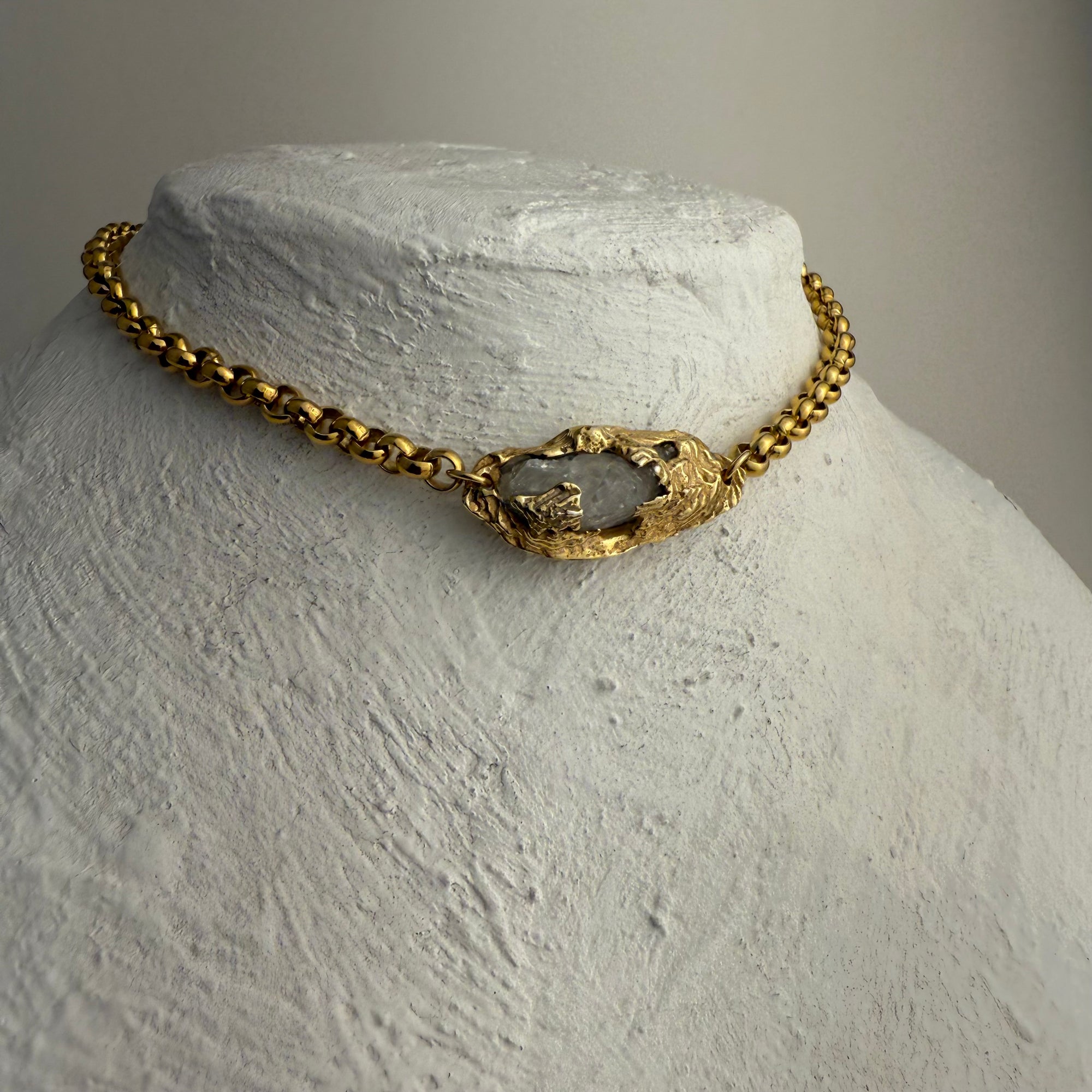 QUARTZ GEMSTONE CHAIN 2