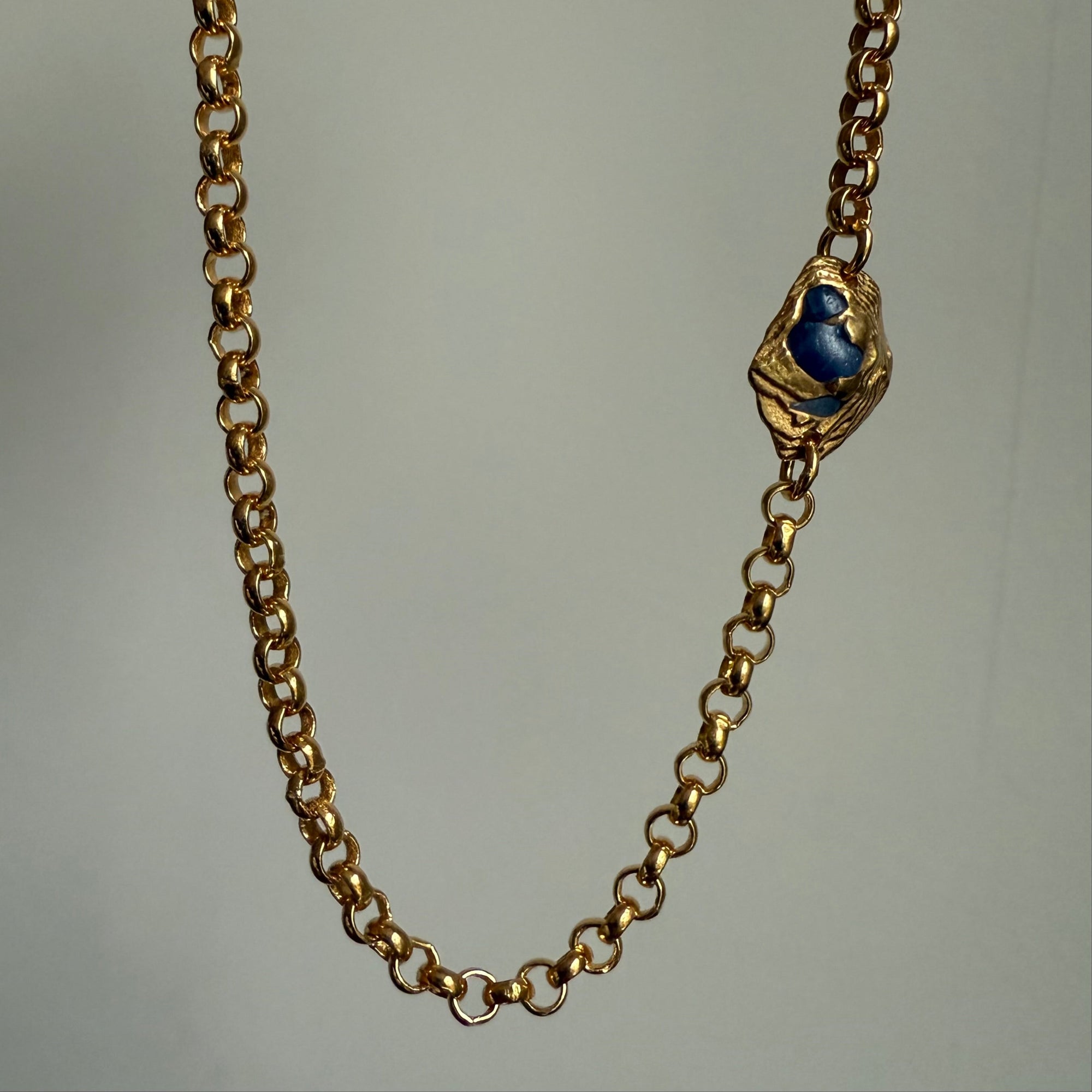 SAPPHIRE GEMSTONE CHAIN 16