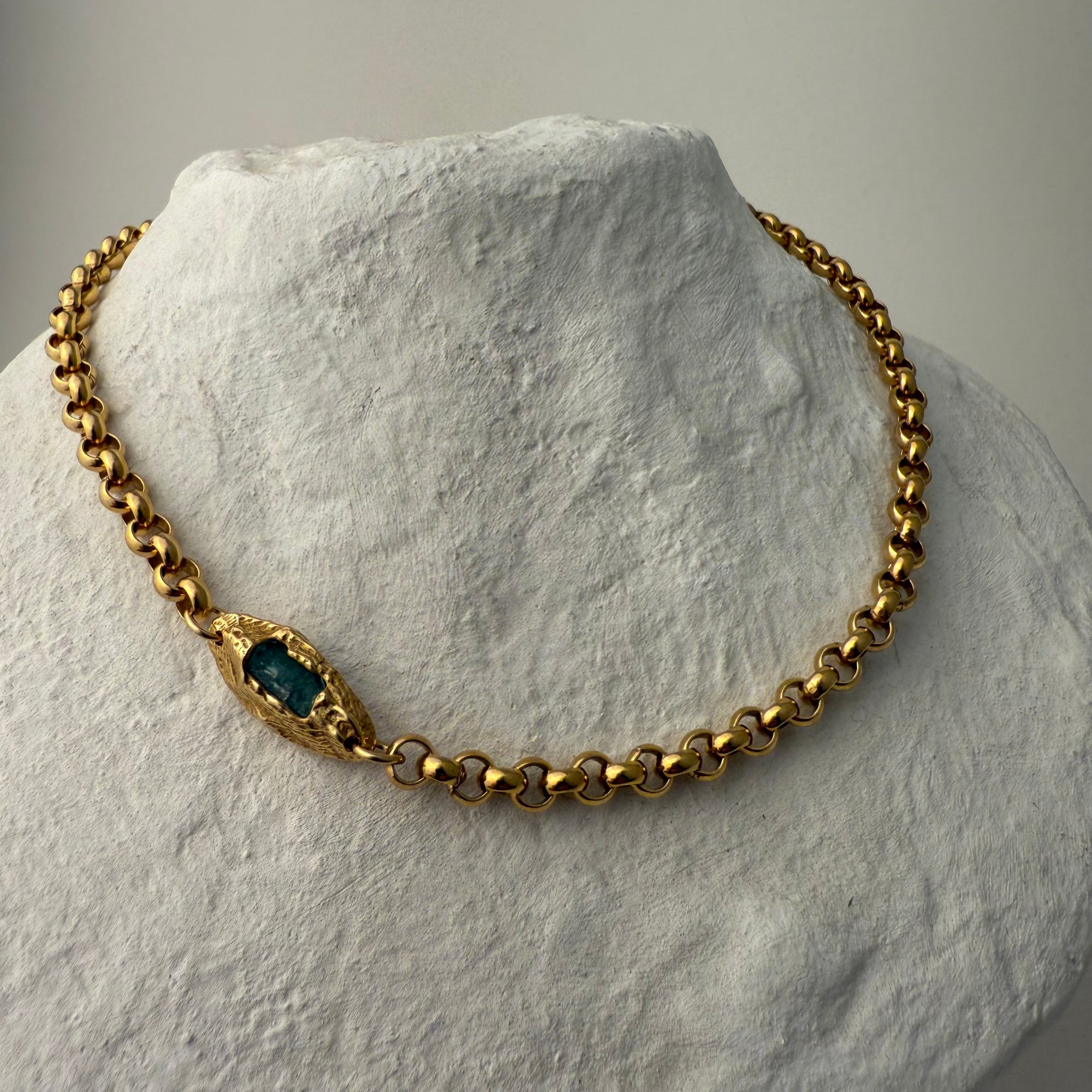 AQUAMARINE GEMSTONE CHAIN 5