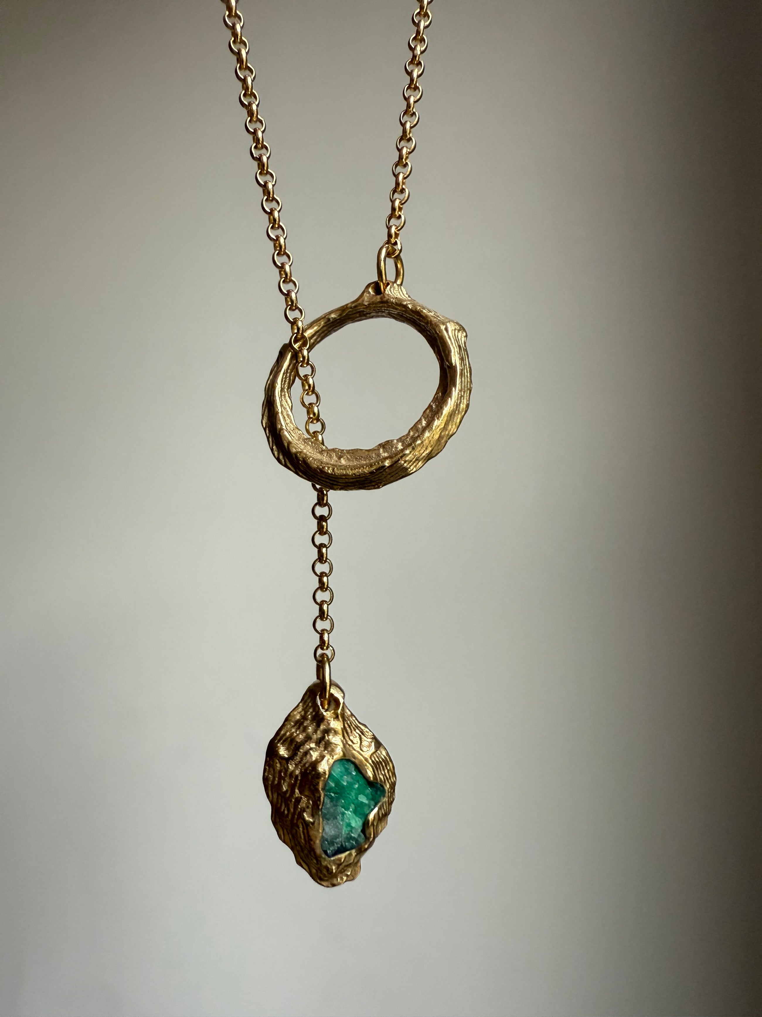 EMERALD GEMSTONE CLASP 2