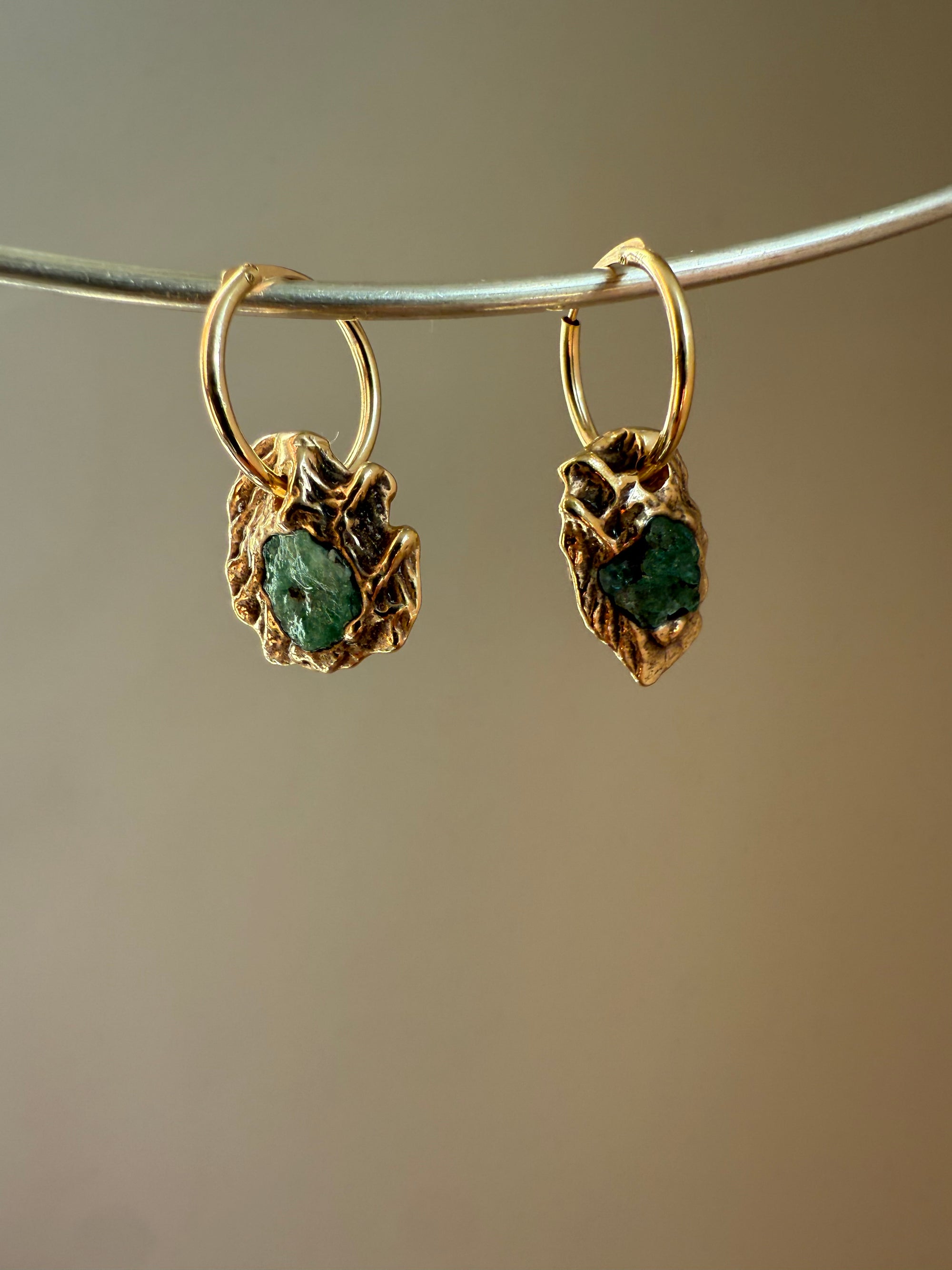 SOLID GOLD EMERALD GEMSTONE HOOPS 1