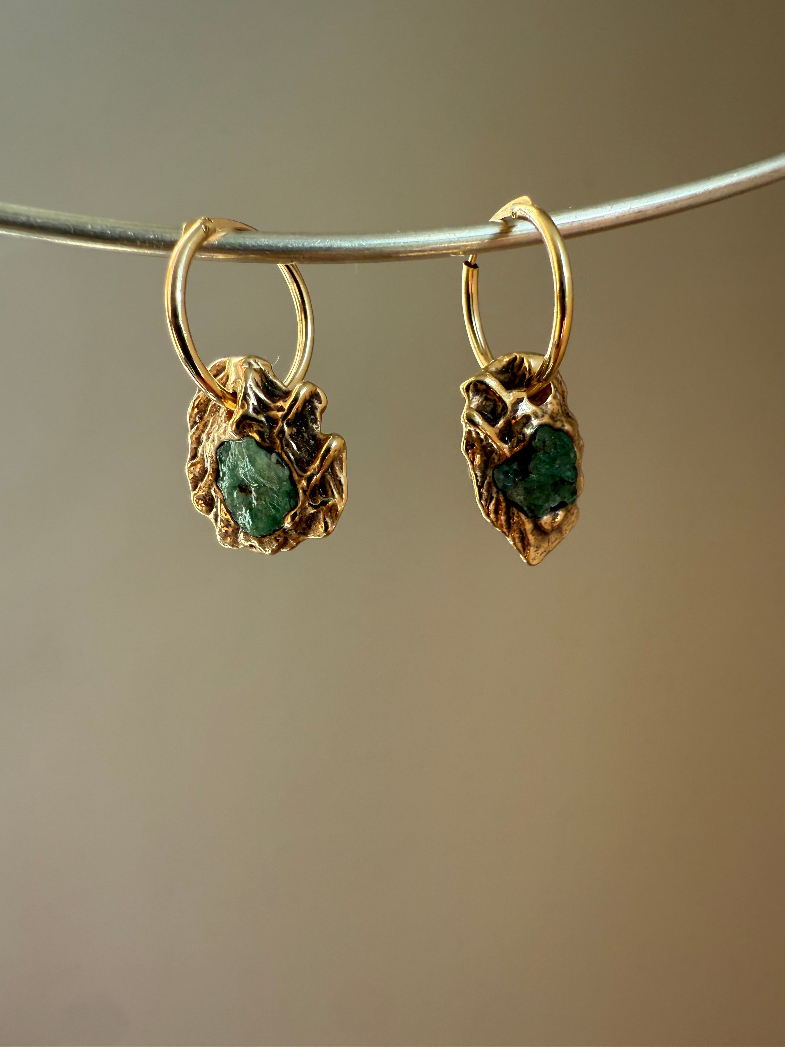 SOLID GOLD EMERALD GEMSTONE HOOPS 1