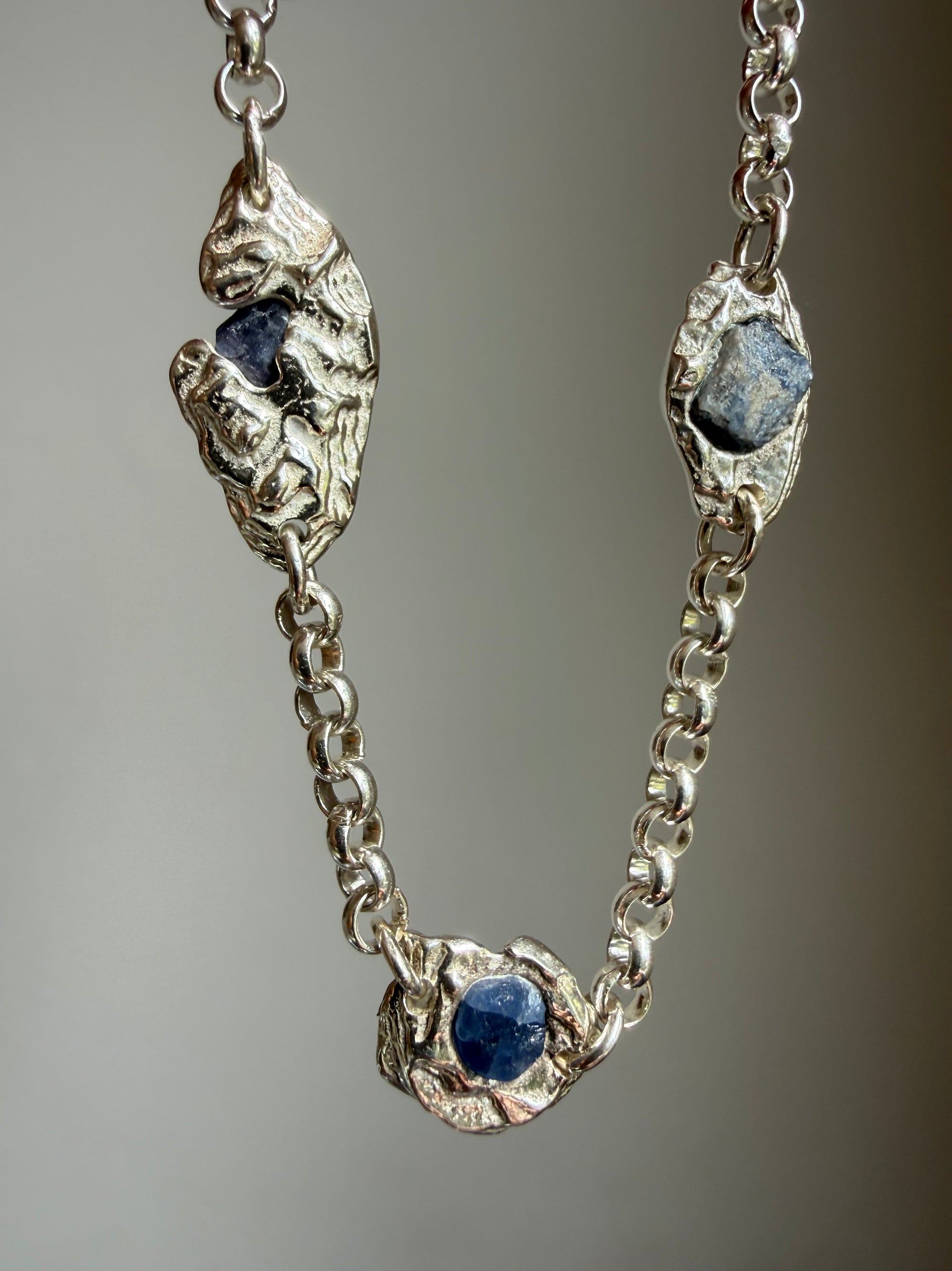 MULTI BLUE SAPPHIRE GEMSTONE BRACELET