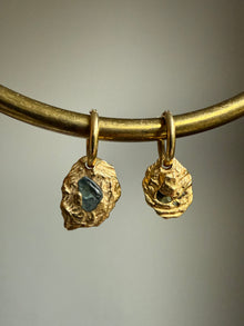 SAPPHIRE GEMSTONE HOOP 7