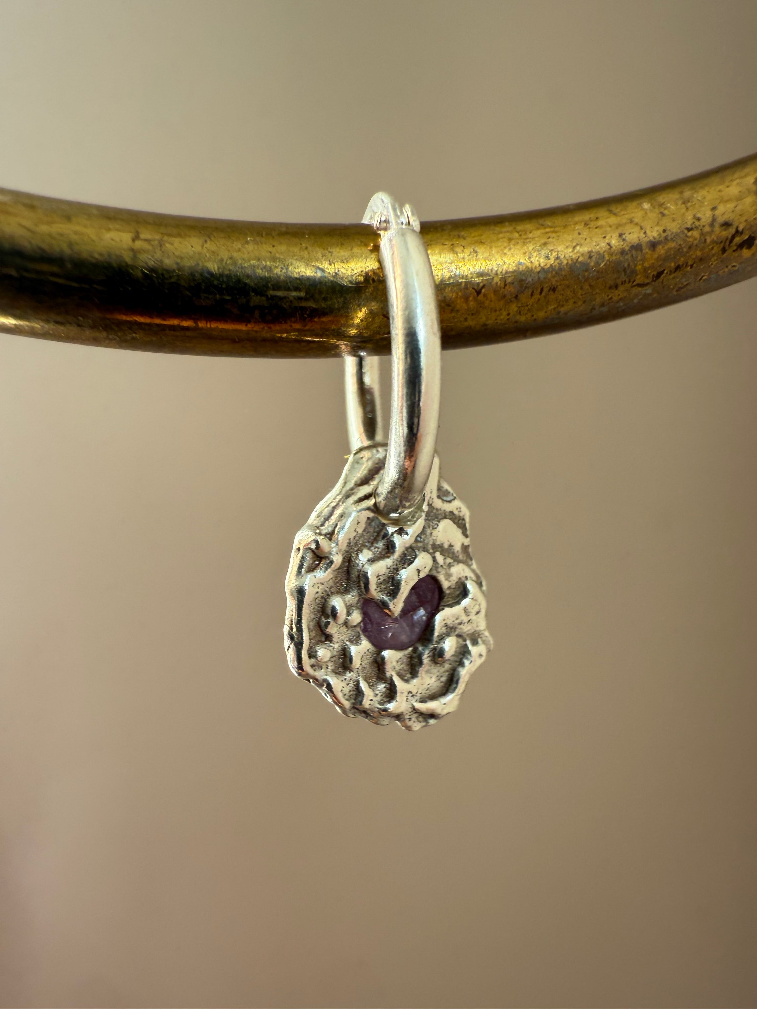 SAPPHIRE GEMSTONE HOOP 11