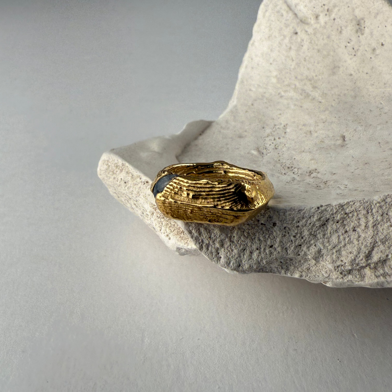 ISRAEL XV SIGNET RING