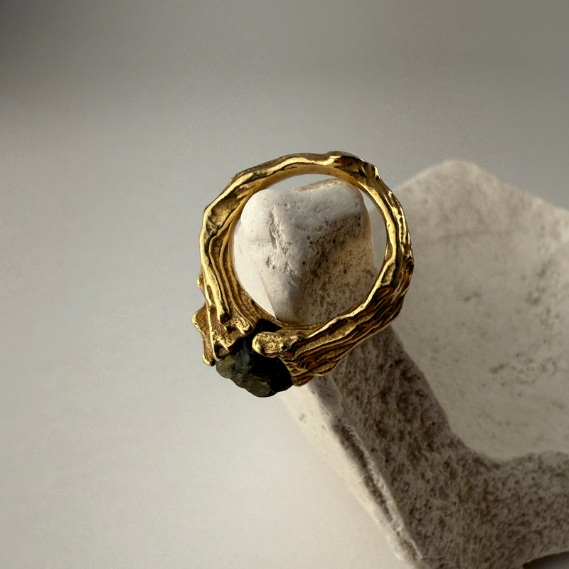 VIOLA IX STATEMENT RING