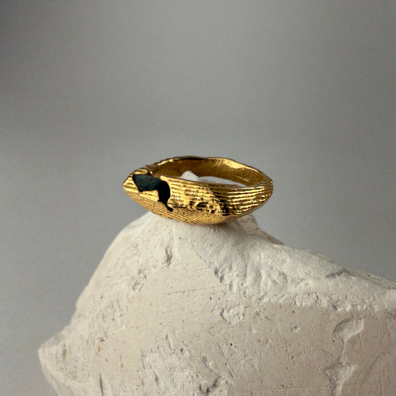 BAXTER L SIGNET RING