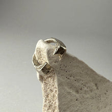 VESPERINA SIGNET RING