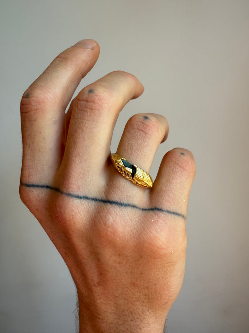 BAXTER L SIGNET RING