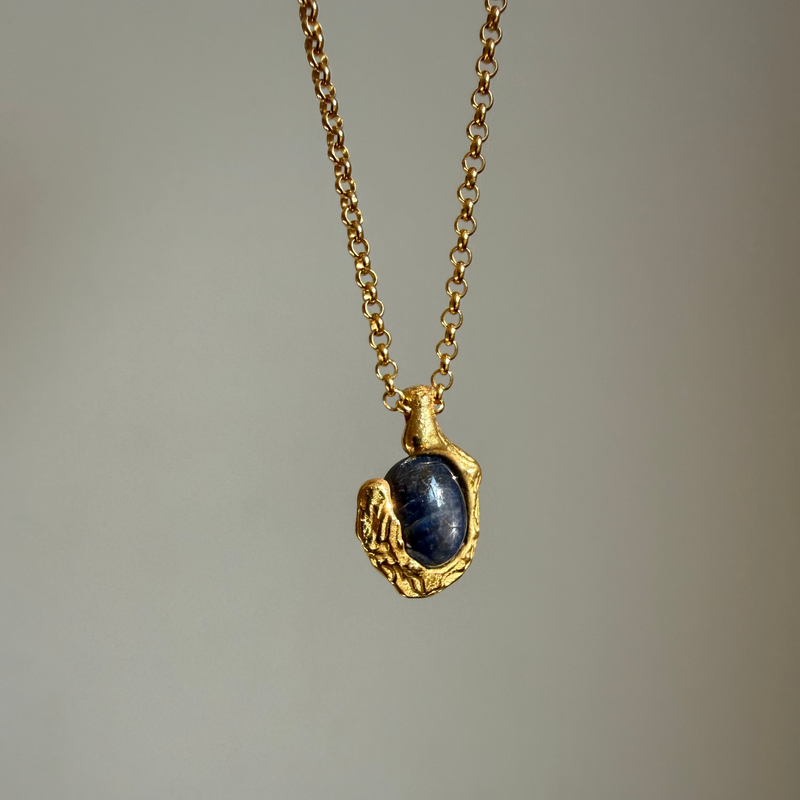 STAR SAPPHIRE DROP PENDANT