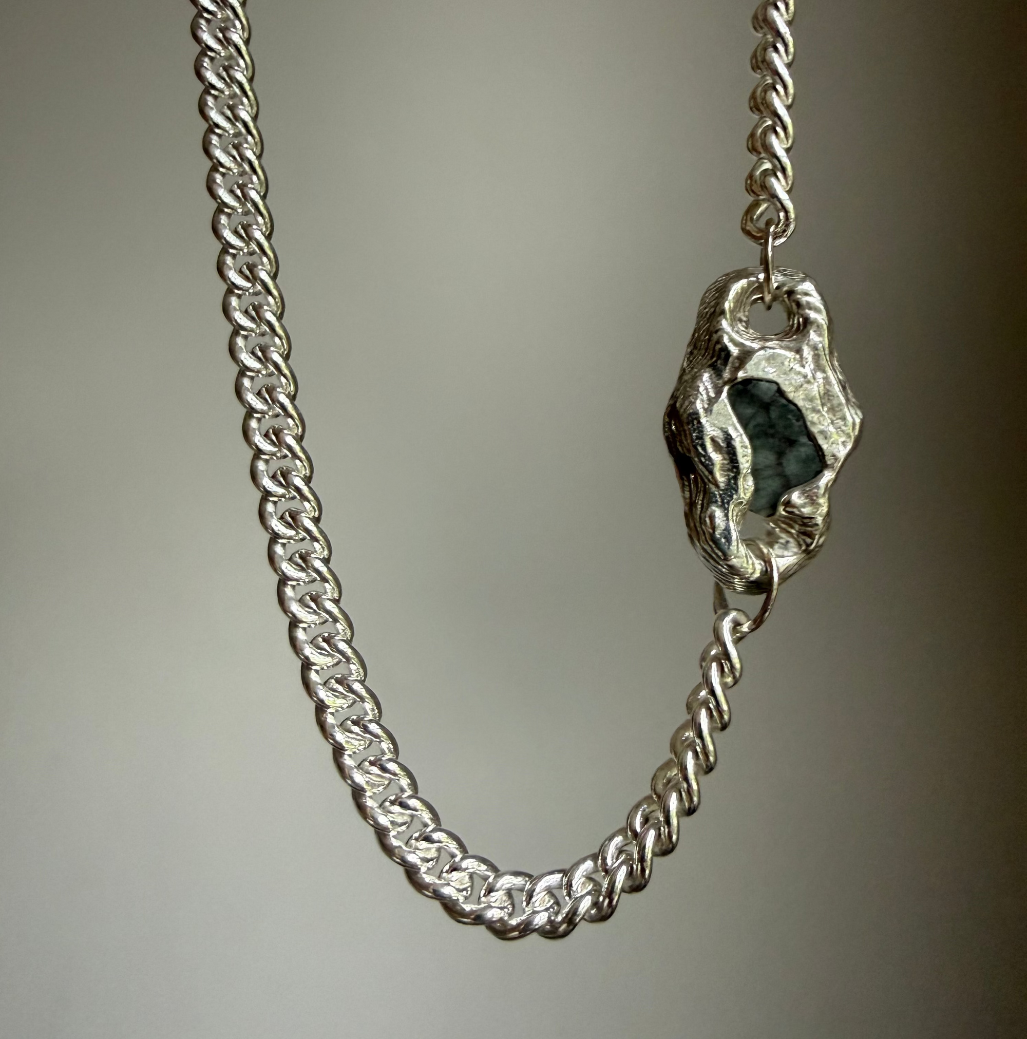 EMERALD GEMSTONE CHAIN 9