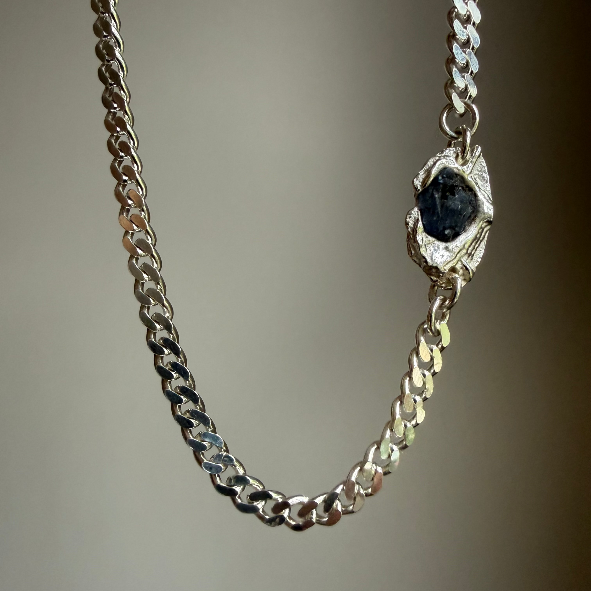 SAPPHIRE GEMSTONE CHAIN 20