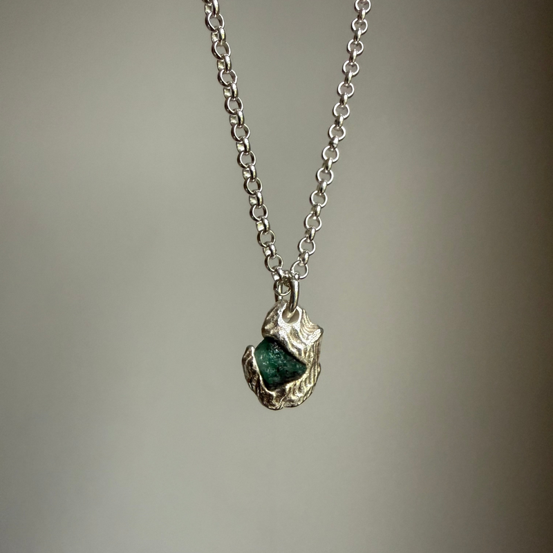 GREEN EMERALD PENDANT 6