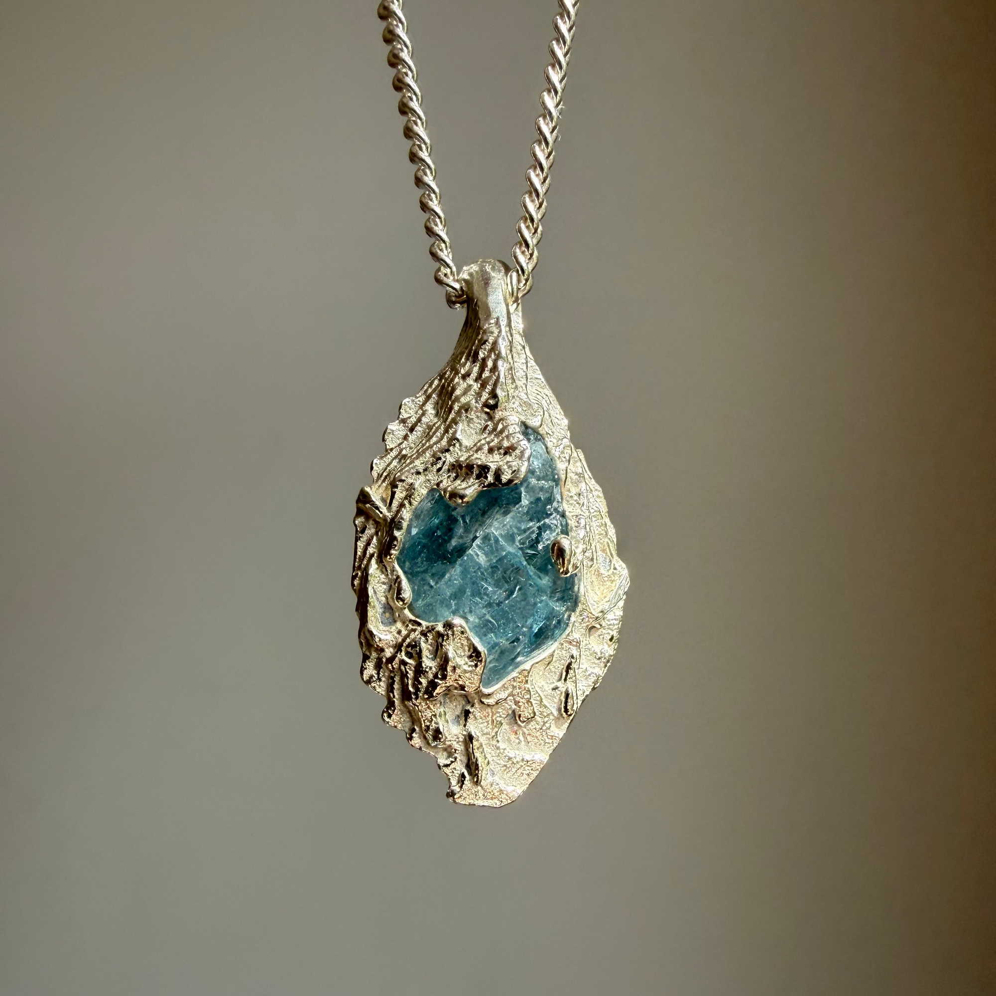 AQUAMARINE PENDANT 2