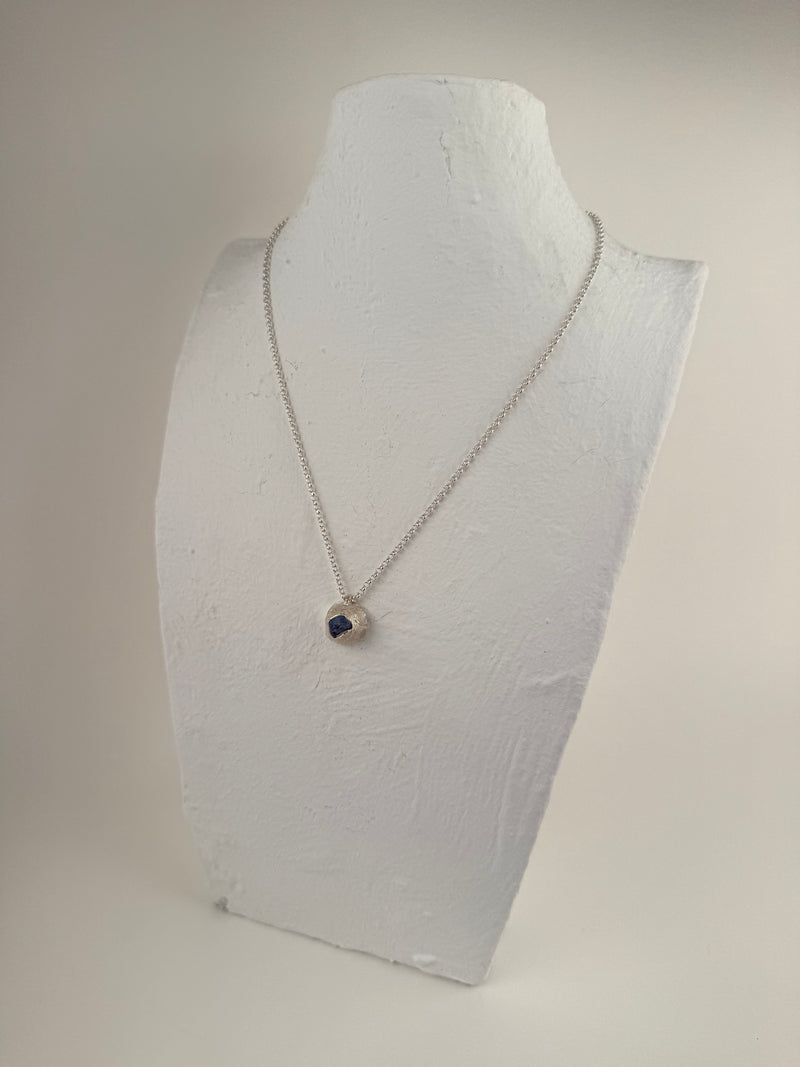SAPPHIRE BALL PENDANT 1