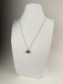 PALE BLUE SAPPHIRE PENDANT