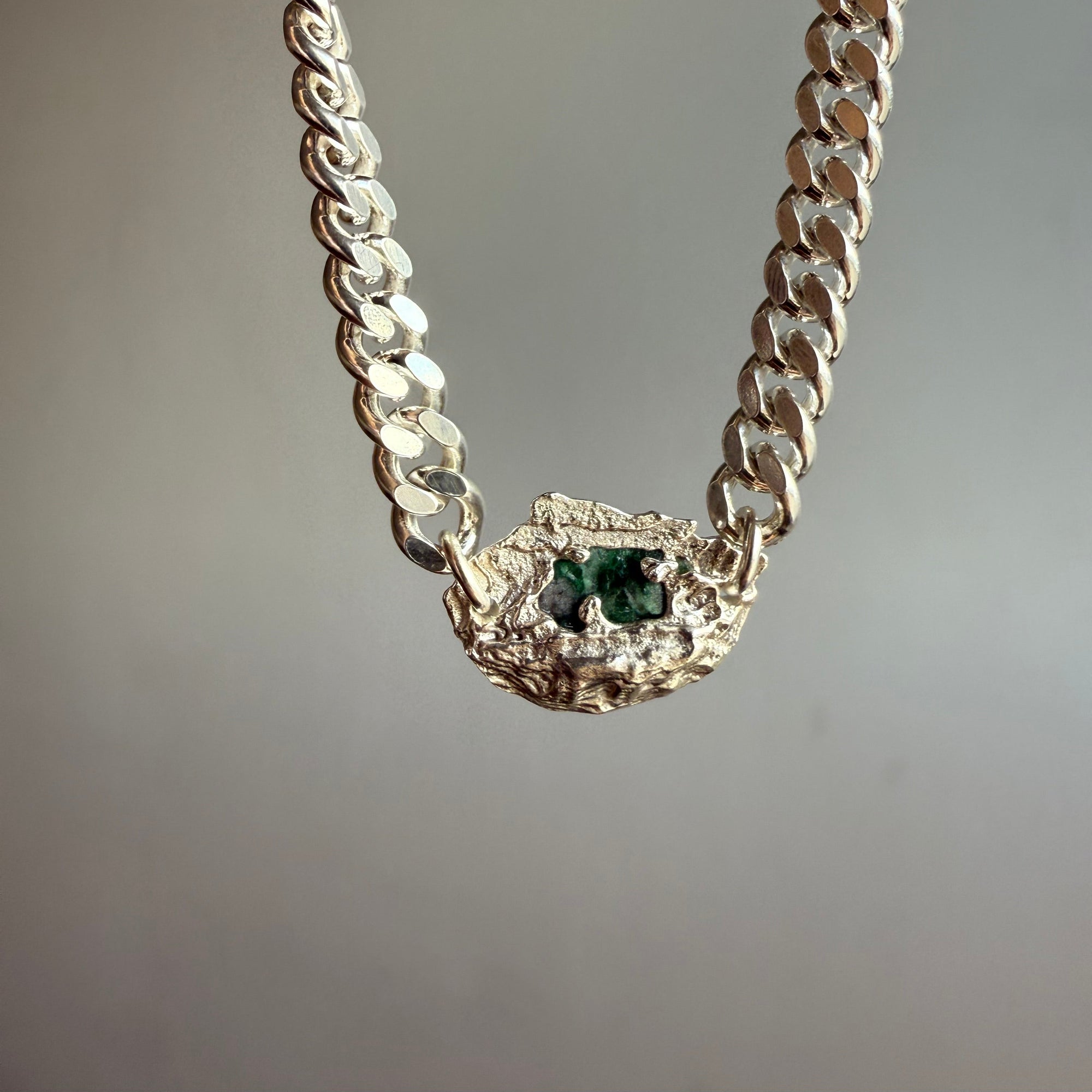 EMERALD GEMSTONE CHAIN 8