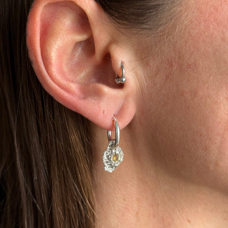 SAPPHIRE GEMSTONE HOOPS 10