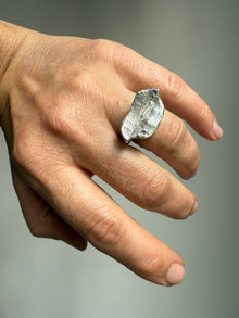 CAIUS II SIGNET RING