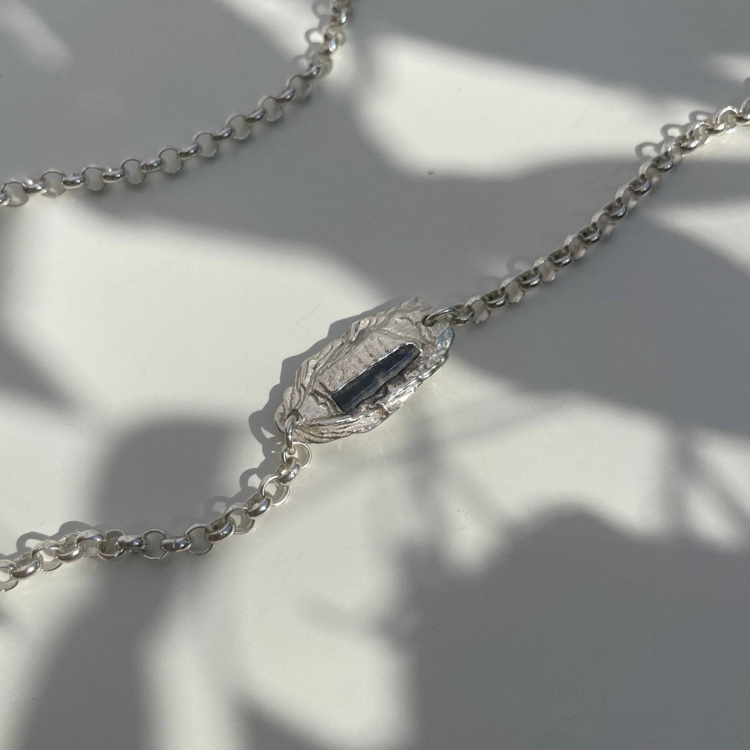 LAPIS GEMSTONE CHAIN 1