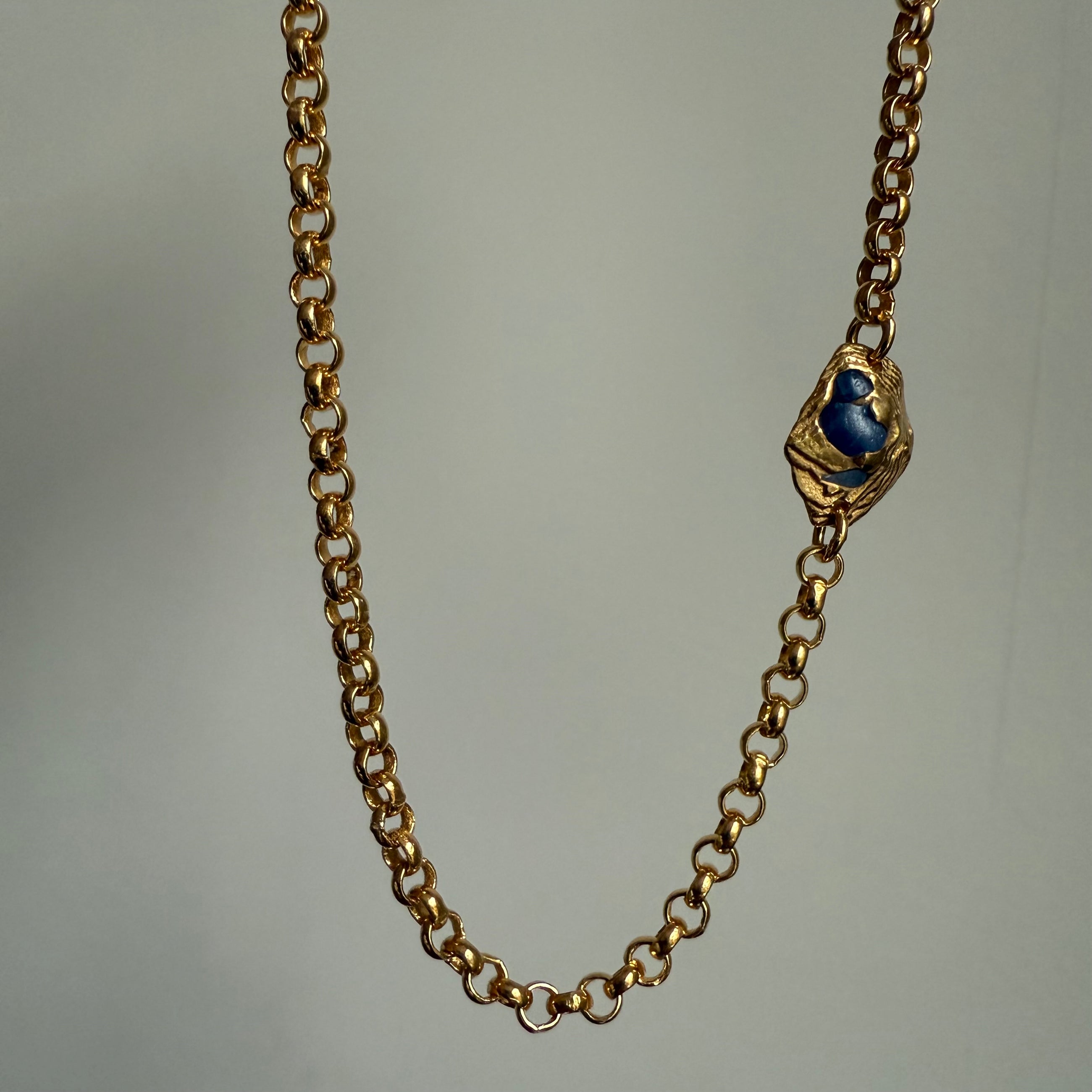 SAPPHIRE GEMSTONE CHAIN 16