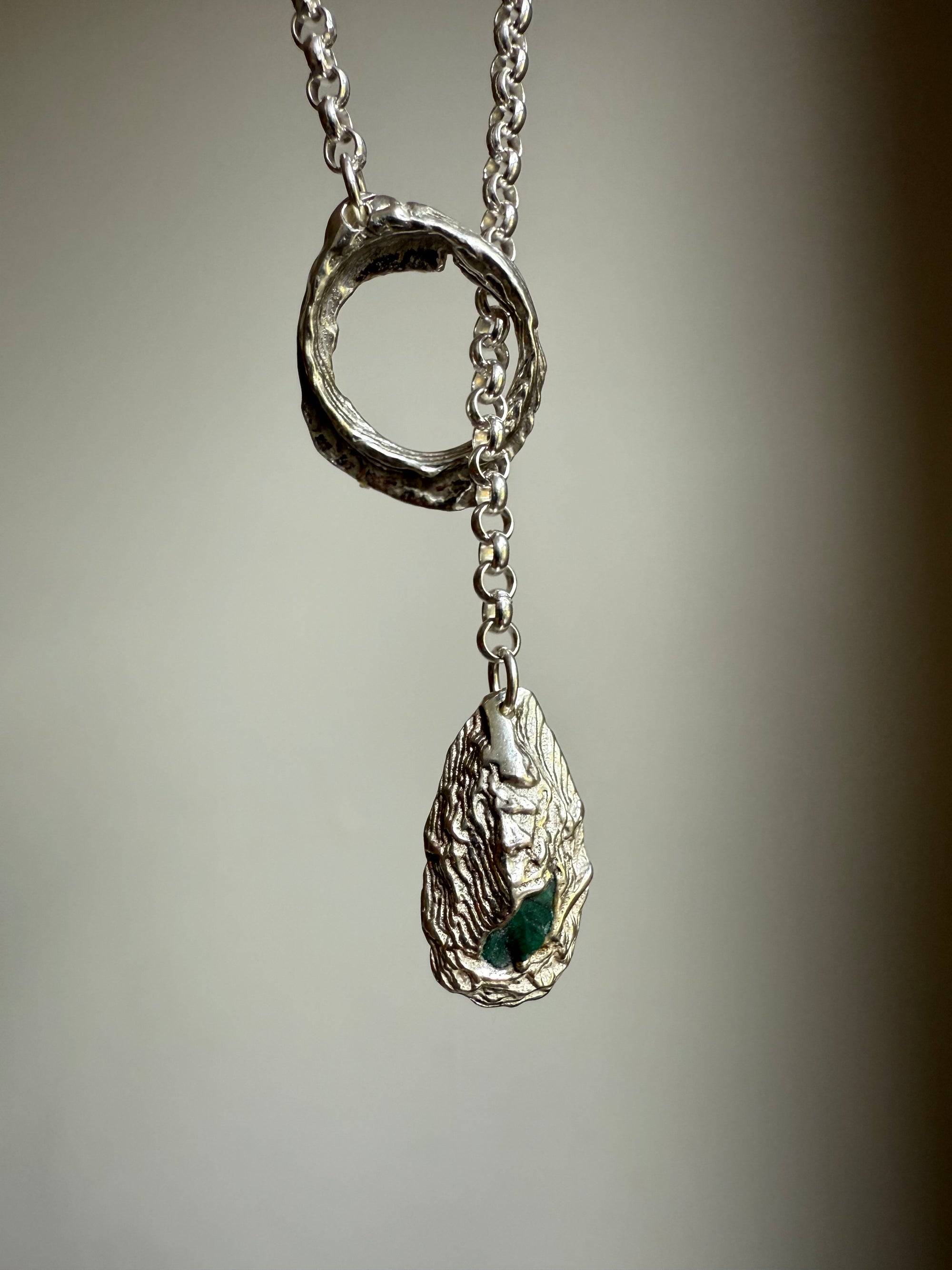 EMERALD GEMSTONE CLASP 1