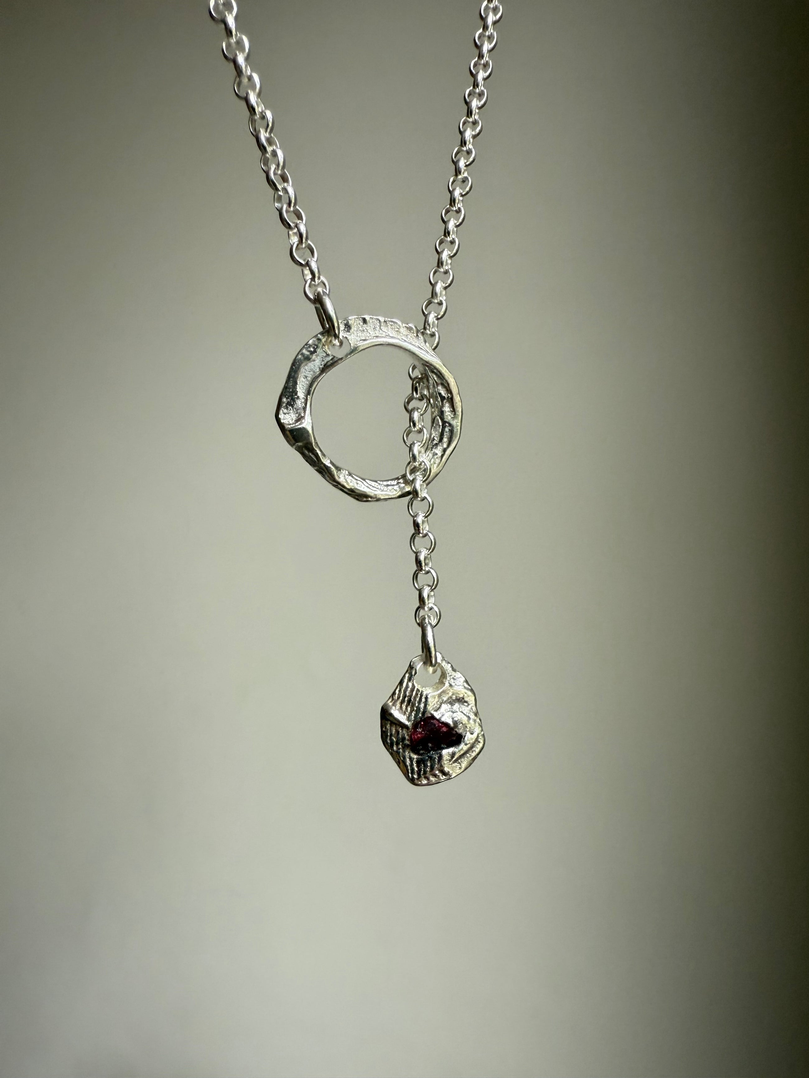 RED SPINEL GEMSTONE CLASP 1