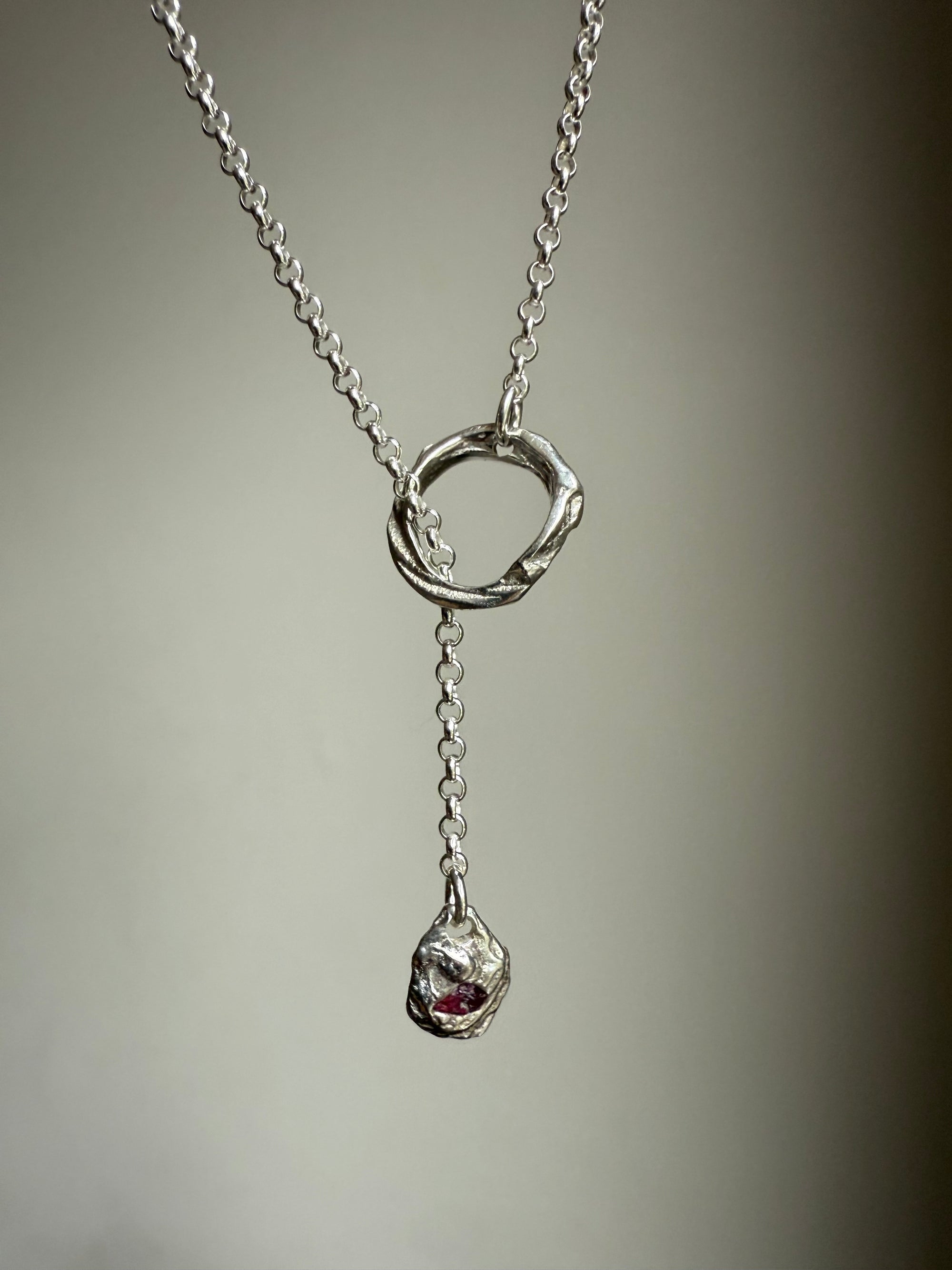 RED SPINEL GEMSTONE CLASP 1