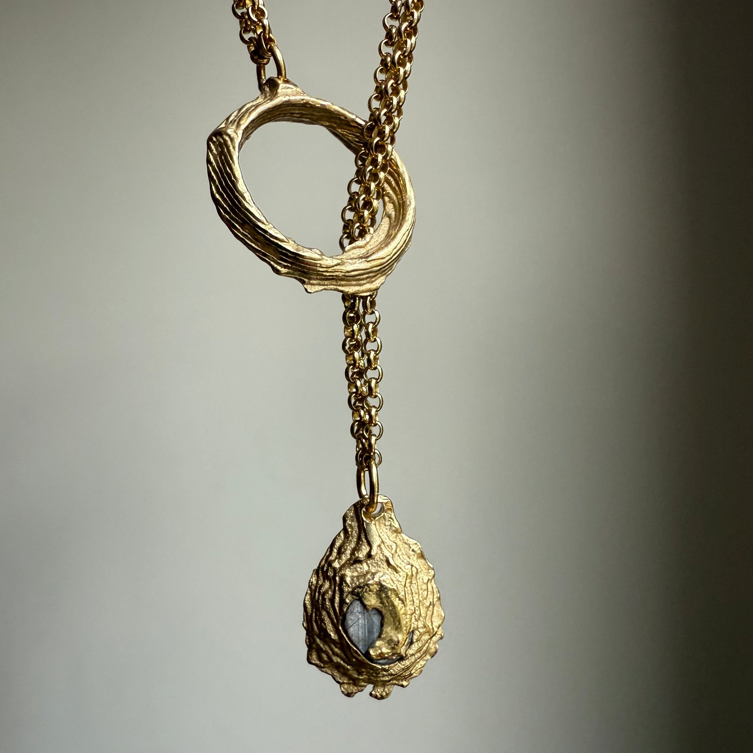 SAPPHIRE GEMSTONE CLASP 1